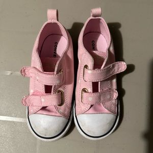 Size 10c Converse Shoes